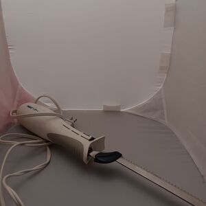 Hamilton Beach Electric Knife - Cream and Black